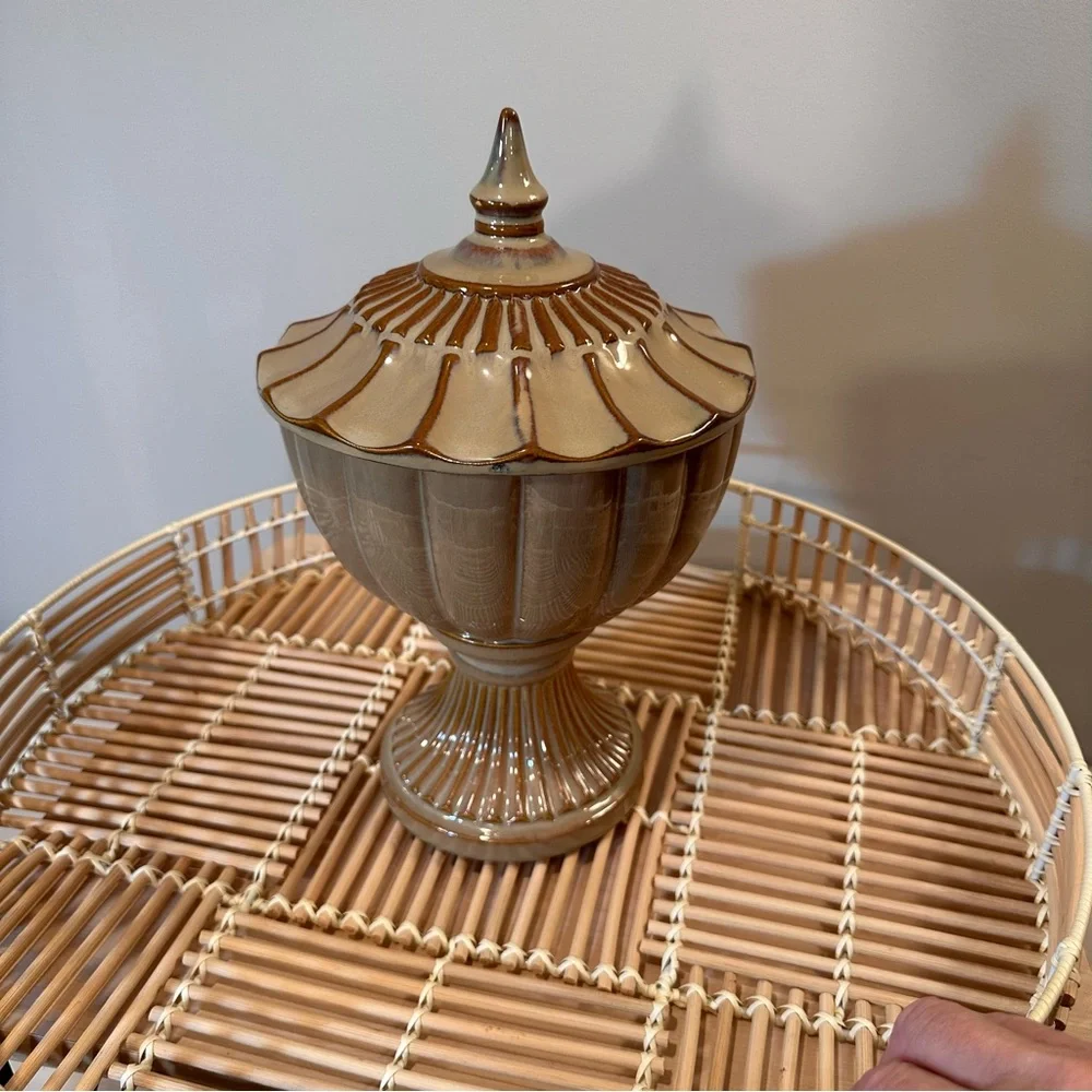 Jar with Lid